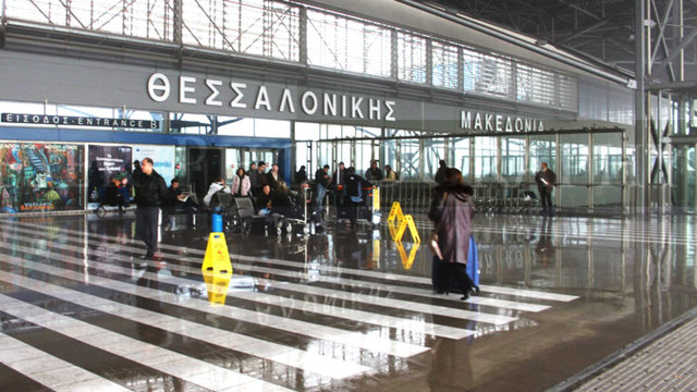 Νέα μέτρα: Πώς θα εισέρχονται οι ταξιδιώτες στην Ελλάδα - Τι ισχύει με τα τεστ 